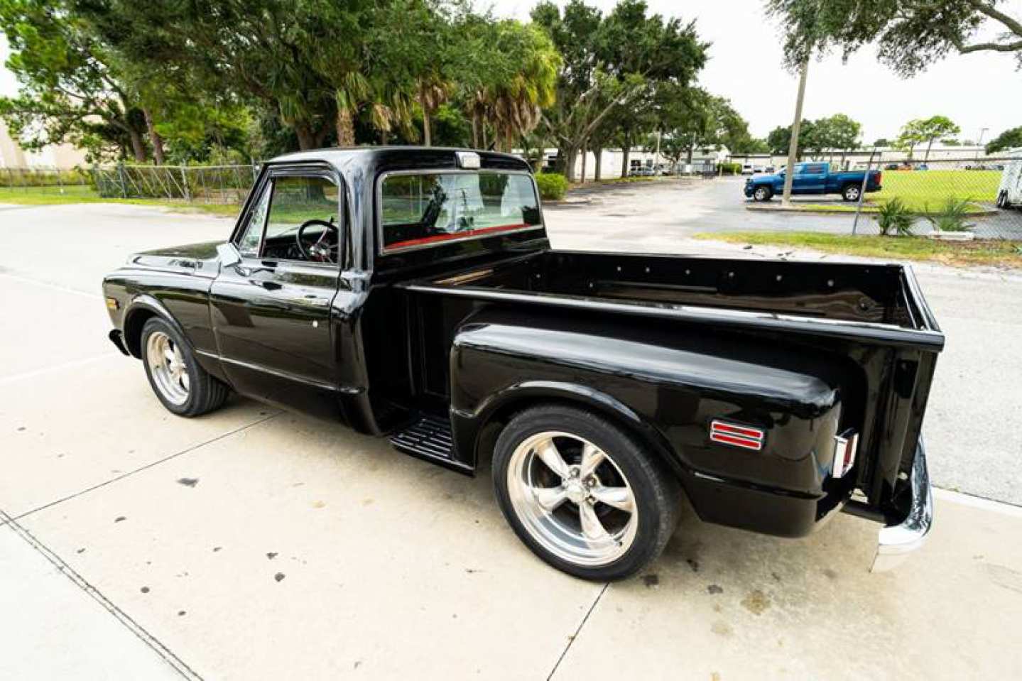 4th Image of a 1972 CHEVROLET C10 SHORT BED