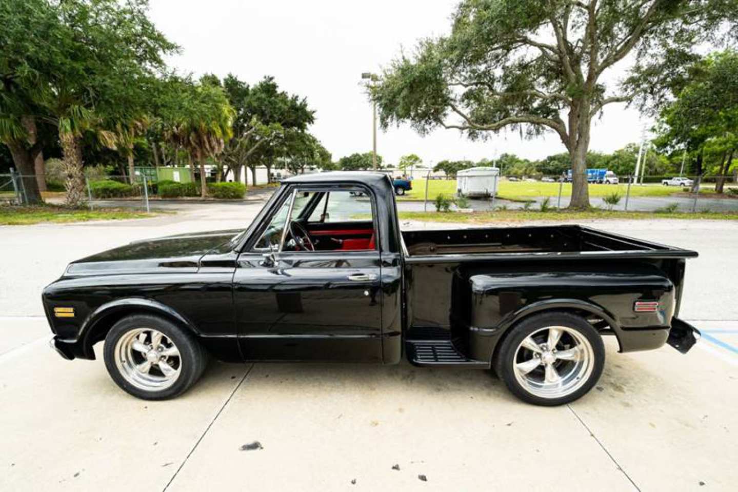 5th Image of a 1972 CHEVROLET C10 SHORT BED