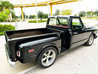 Image 2 of 17 of a 1972 CHEVROLET C10 SHORT BED