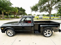 Image 6 of 17 of a 1972 CHEVROLET C10 SHORT BED