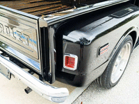 Image 10 of 17 of a 1972 CHEVROLET C10 SHORT BED