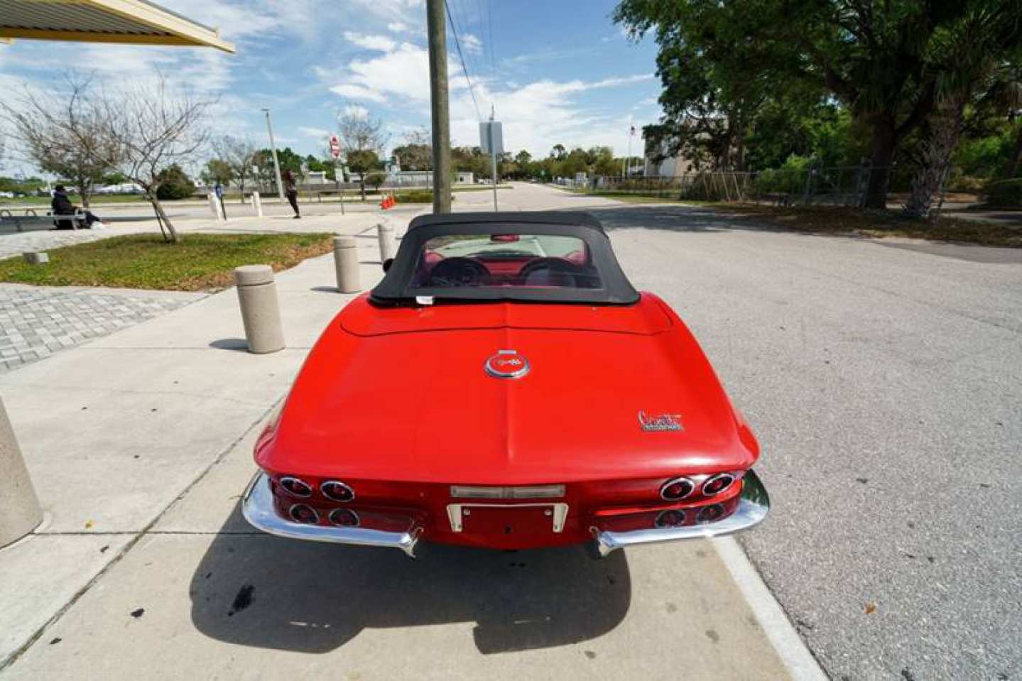 3rd Image of a 1967 CHEVROLET CORVETTE