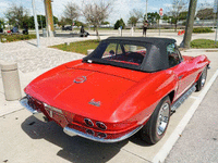 Image 3 of 15 of a 1967 CHEVROLET CORVETTE