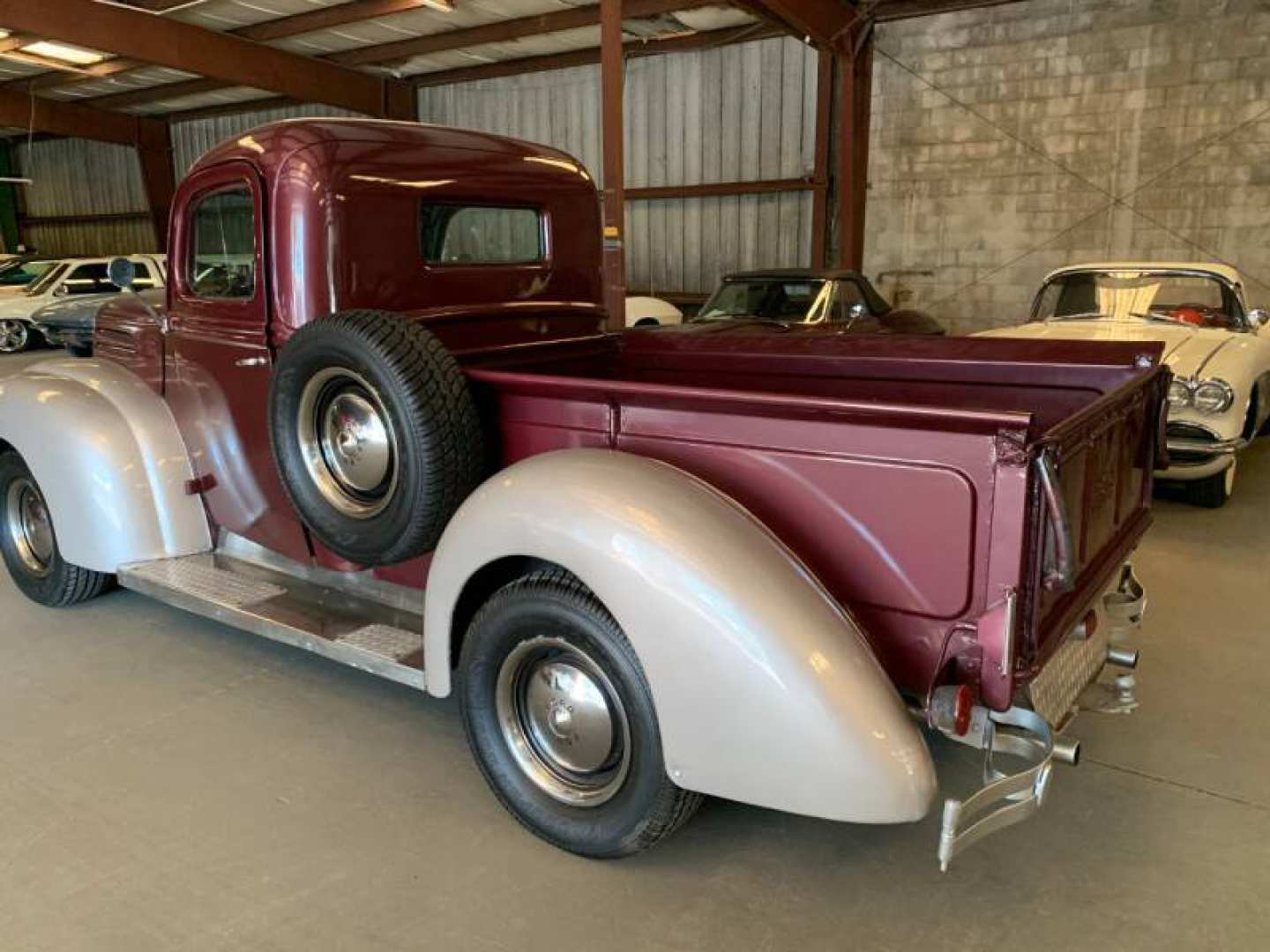 3rd Image of a 1946 FORD F100