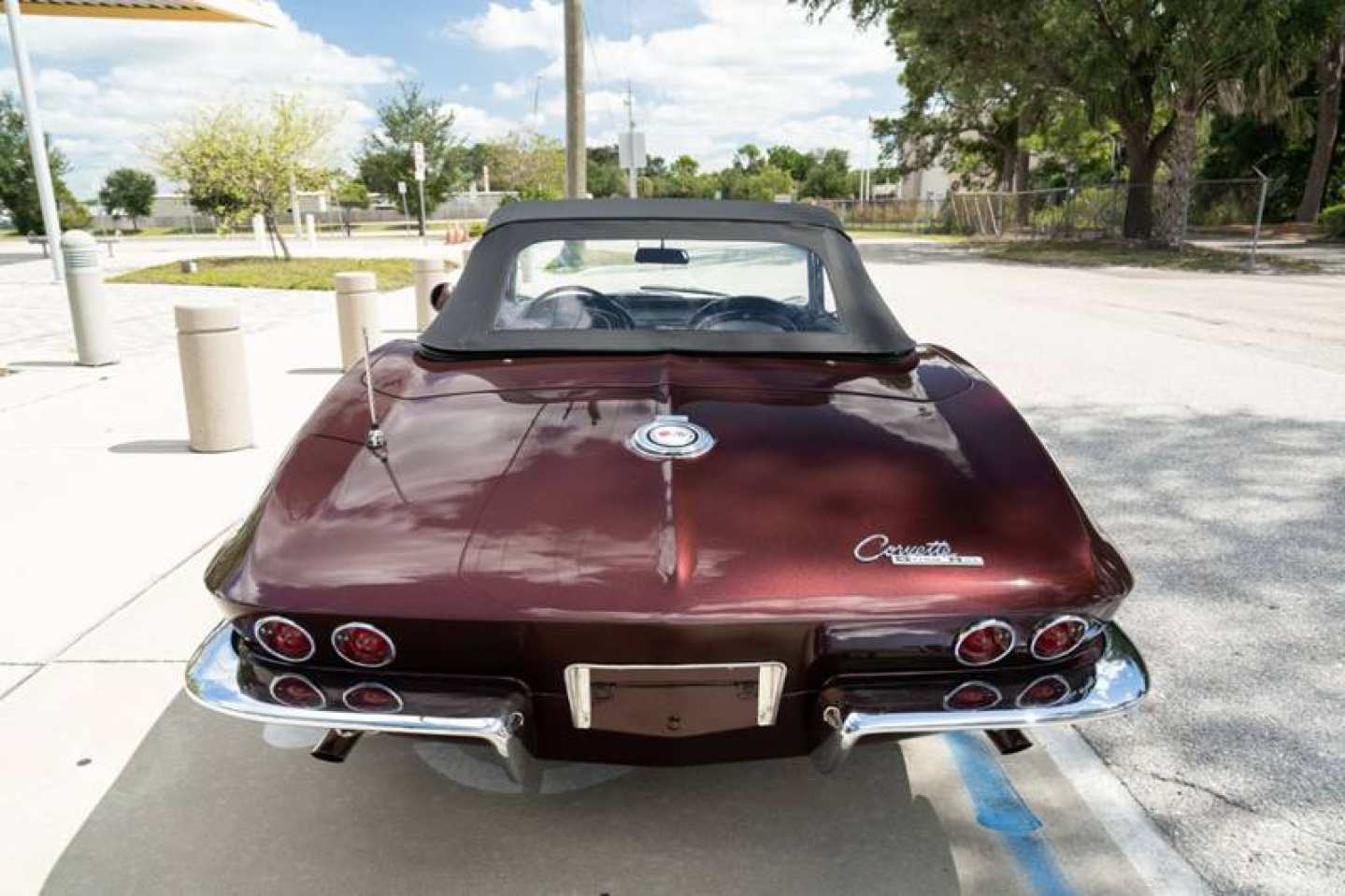 3rd Image of a 1965 CHEVROLET CORVETTE