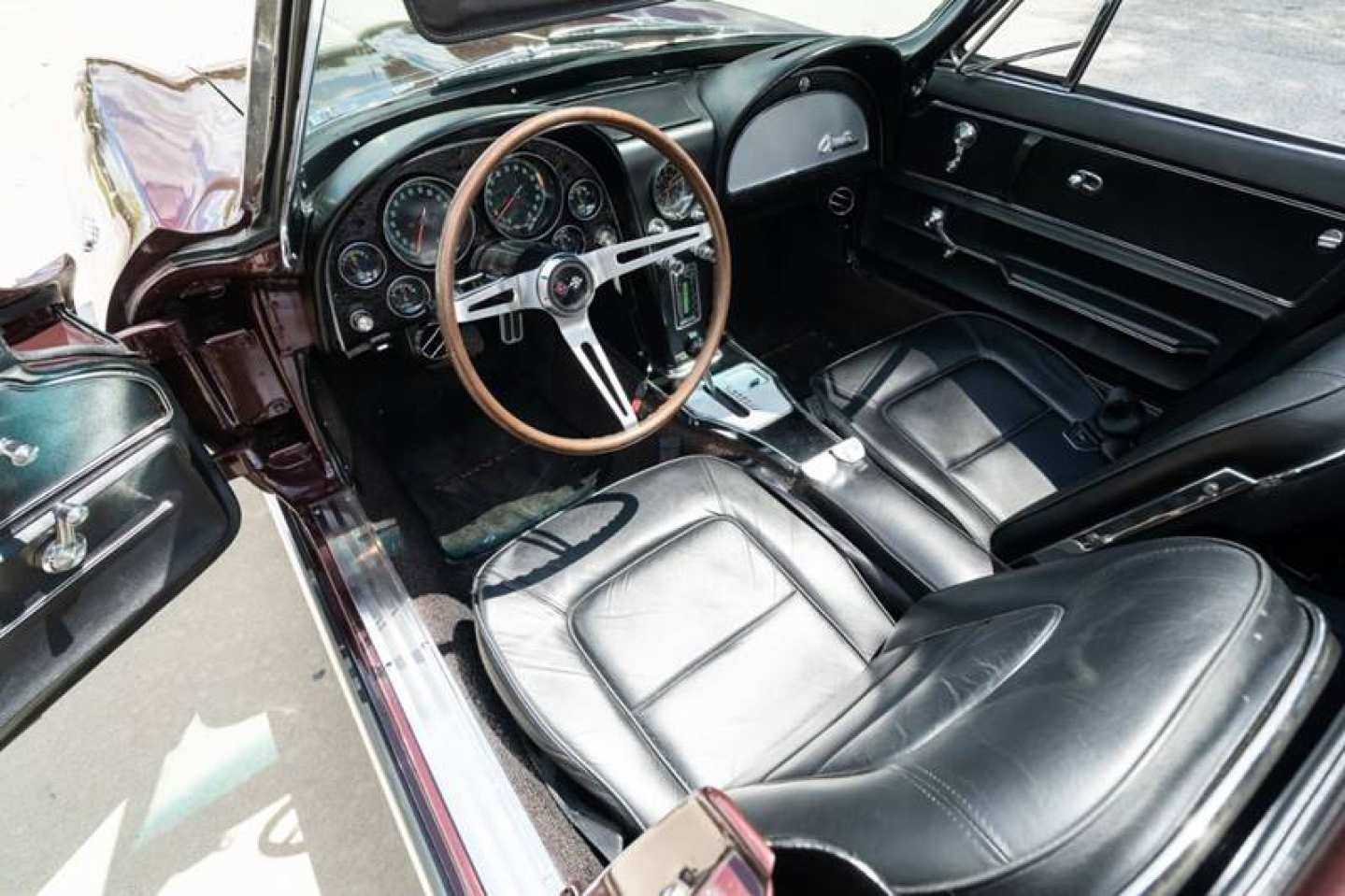 10th Image of a 1965 CHEVROLET CORVETTE