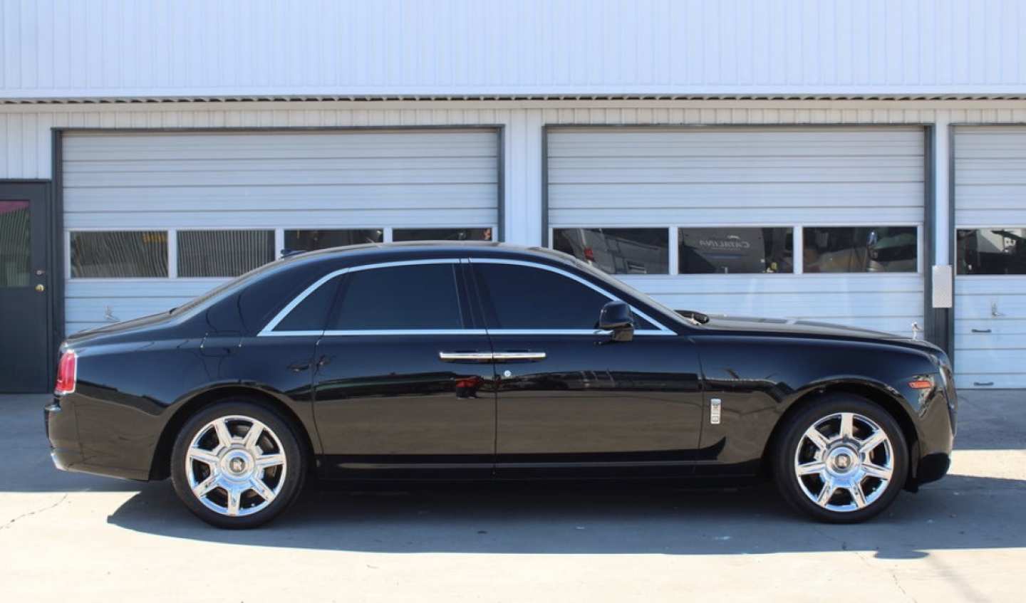 3rd Image of a 2013 ROLLS ROYCE GHOST