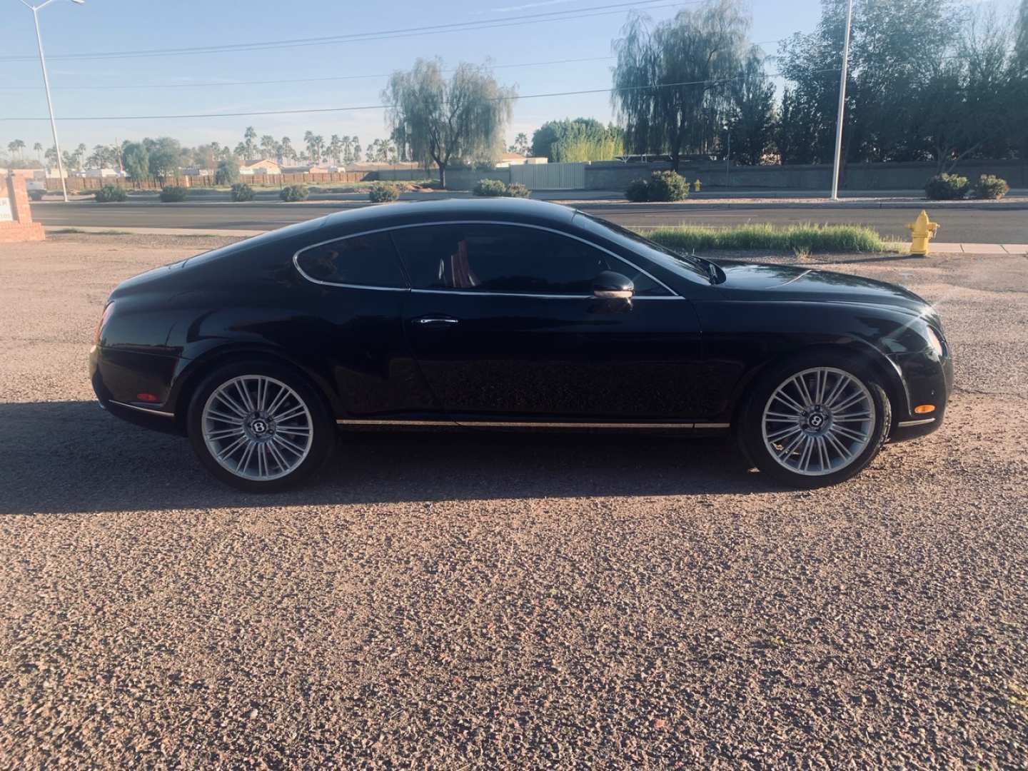 2nd Image of a 2005 BENTLEY CONTINENTAL GT