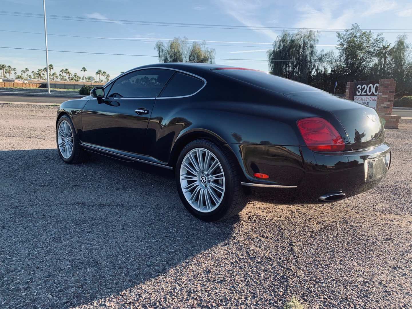 3rd Image of a 2005 BENTLEY CONTINENTAL GT