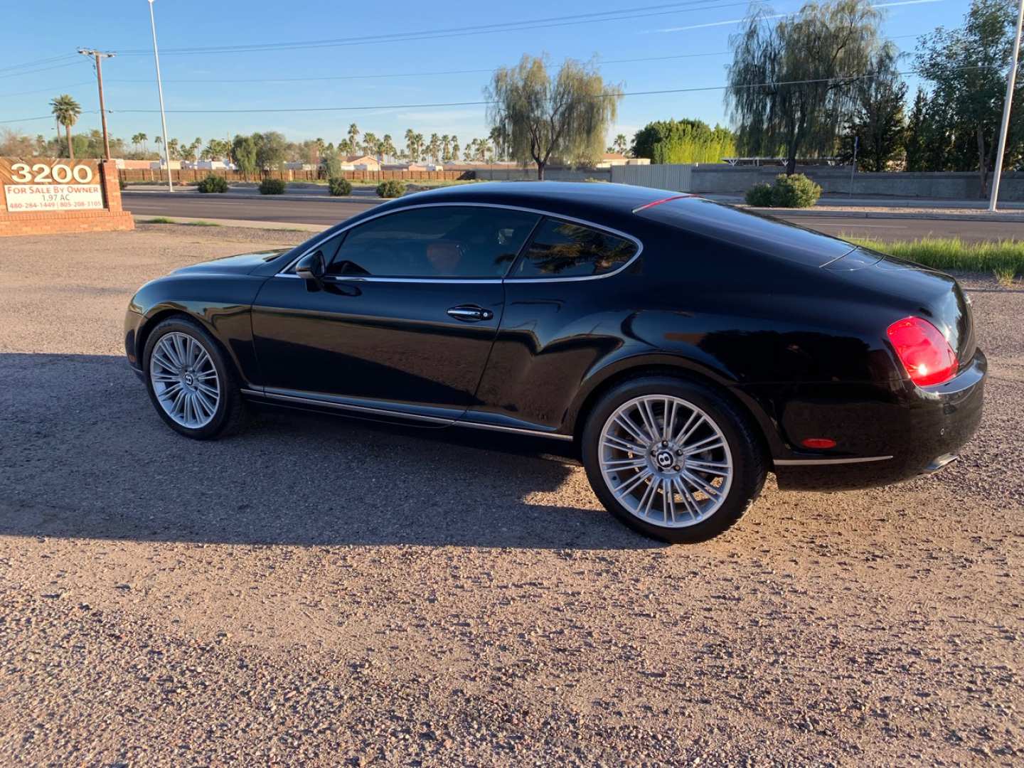 4th Image of a 2005 BENTLEY CONTINENTAL GT