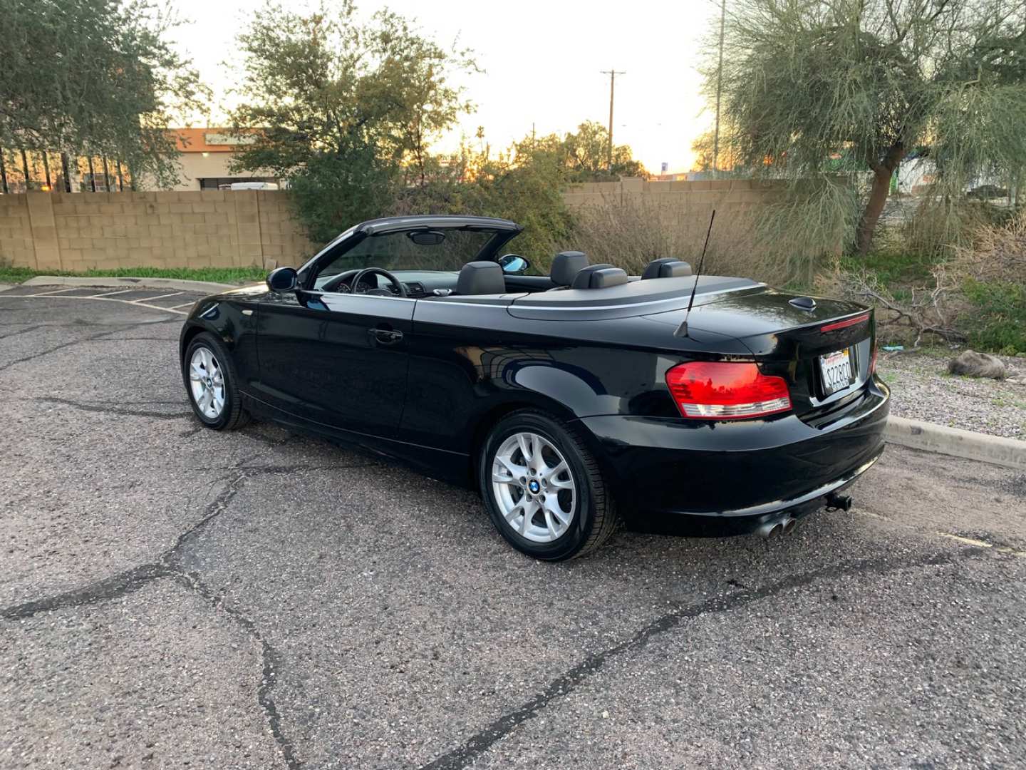 8th Image of a 2008 BMW 128I