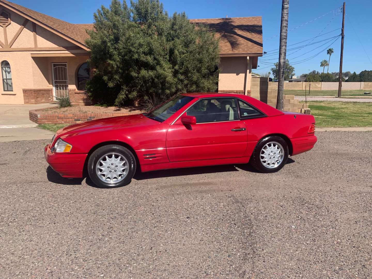 2nd Image of a 1998 MERCEDES-BENZ SL-CLASS SL500