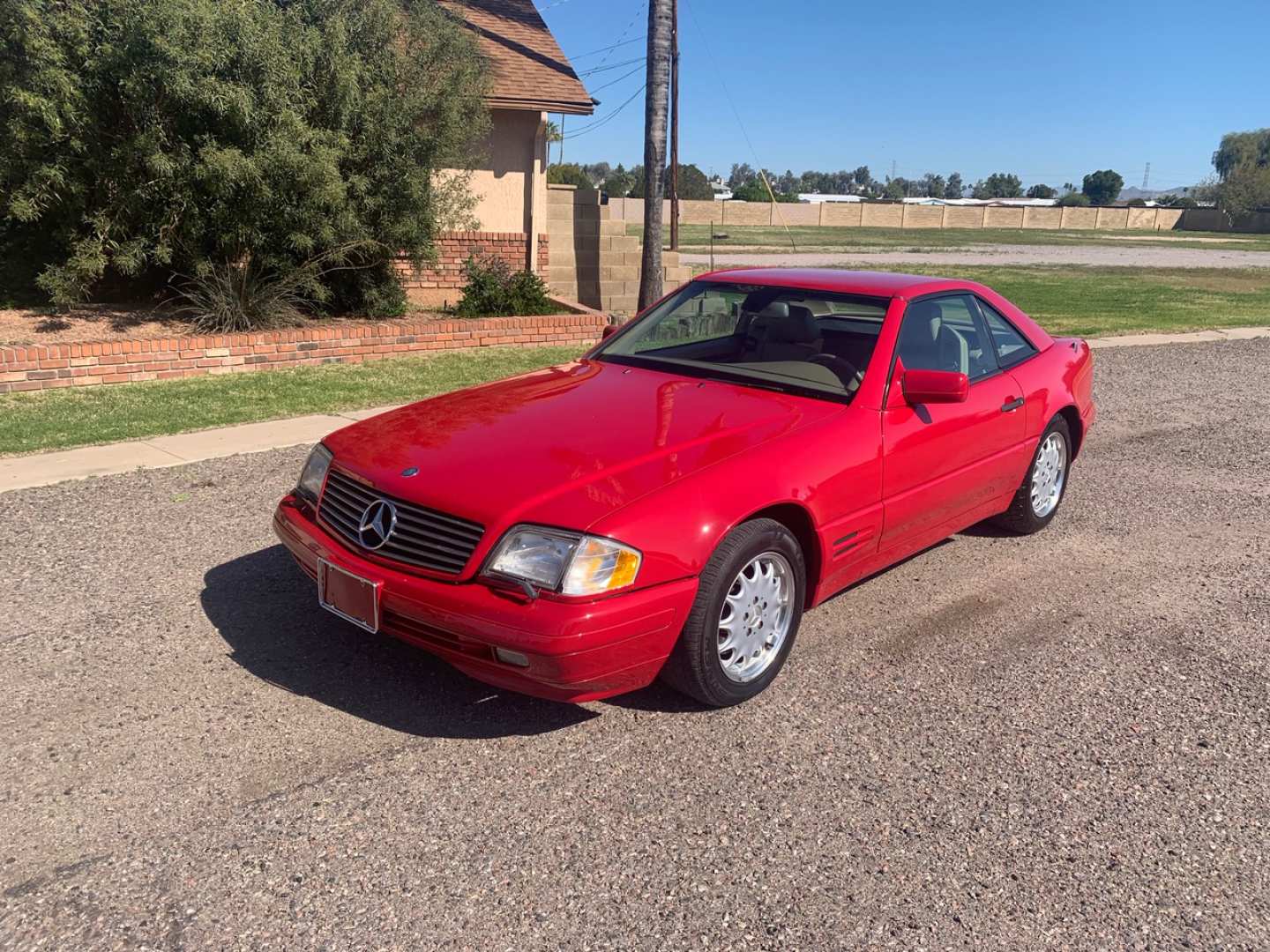 3rd Image of a 1998 MERCEDES-BENZ SL-CLASS SL500