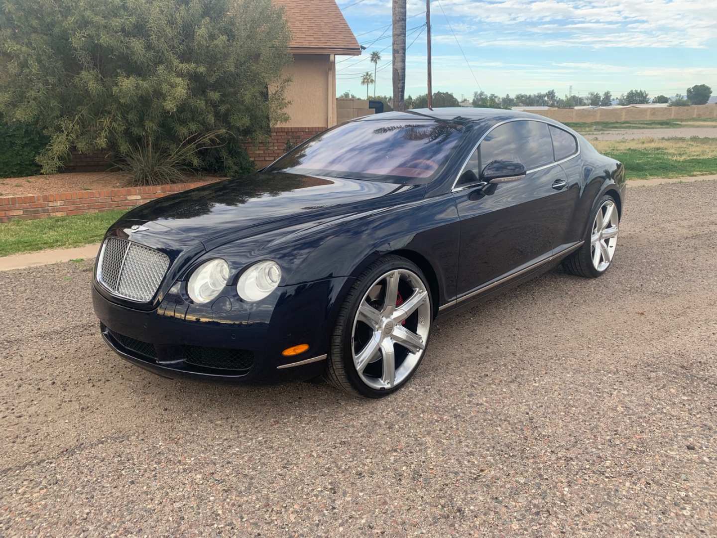 4th Image of a 2005 BENTLEY CONTINENTAL GT