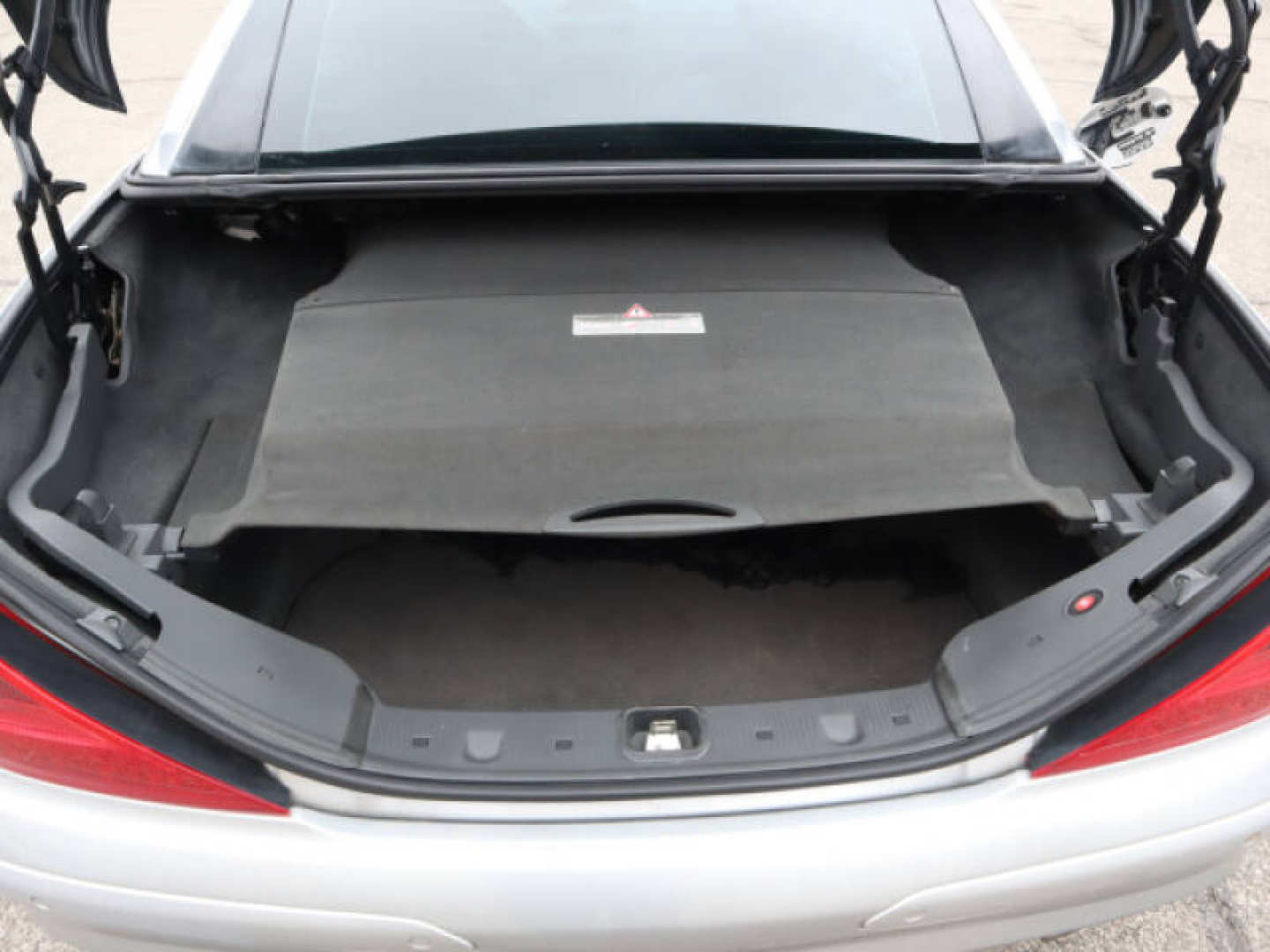 11th Image of a 2003 MERCEDES-BENZ SL-CLASS SL500