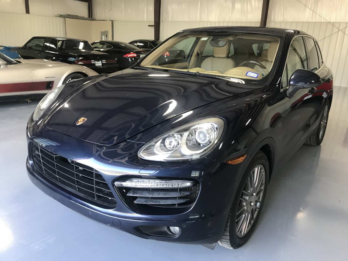 12th Image of a 2013 PORSCHE CAYENNE TURBO