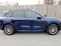 Image 3 of 14 of a 2013 PORSCHE CAYENNE TURBO