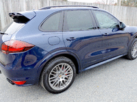 Image 4 of 14 of a 2013 PORSCHE CAYENNE TURBO