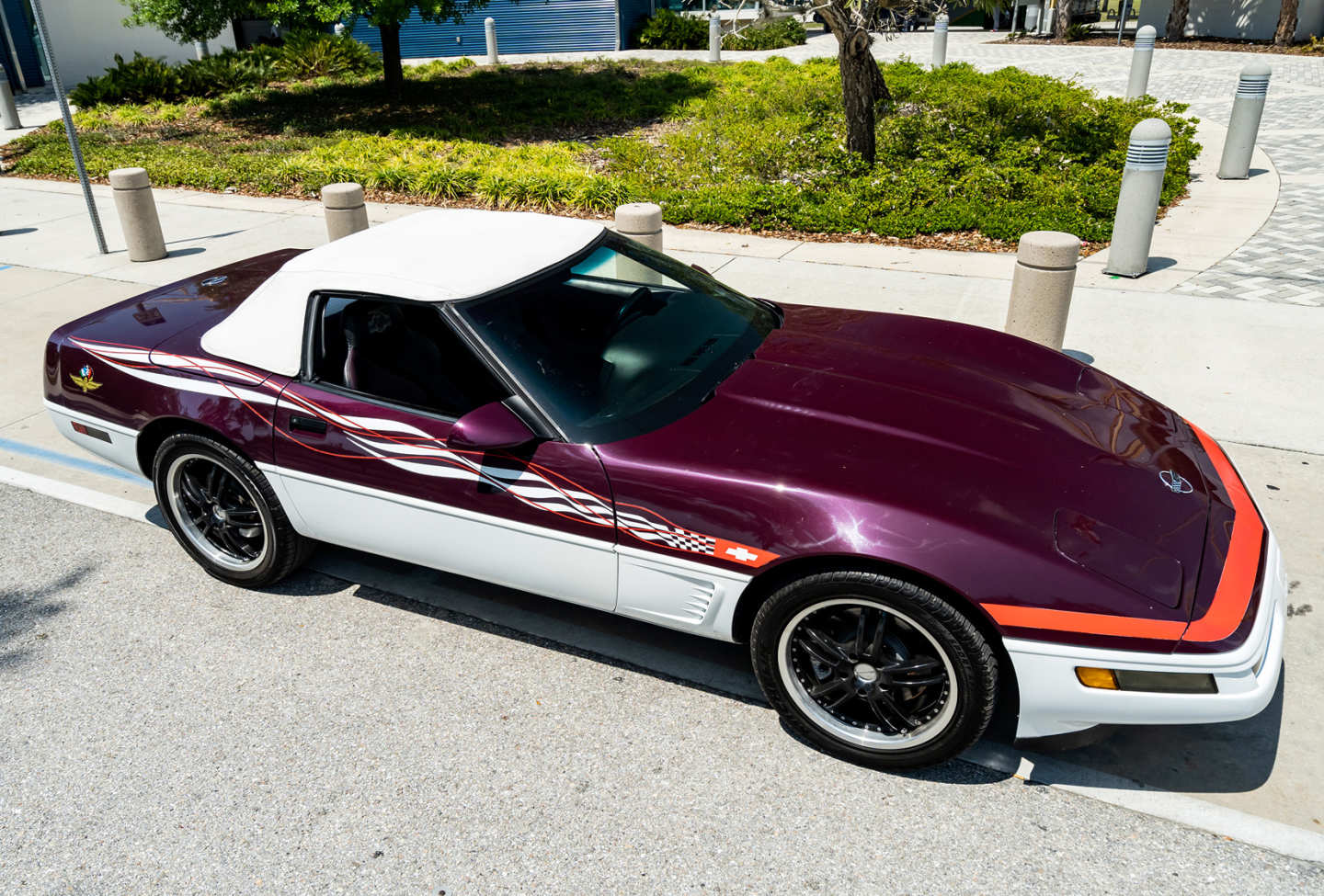 1st Image of a 1995 CHEVROLET CORVETTE PACE CAR