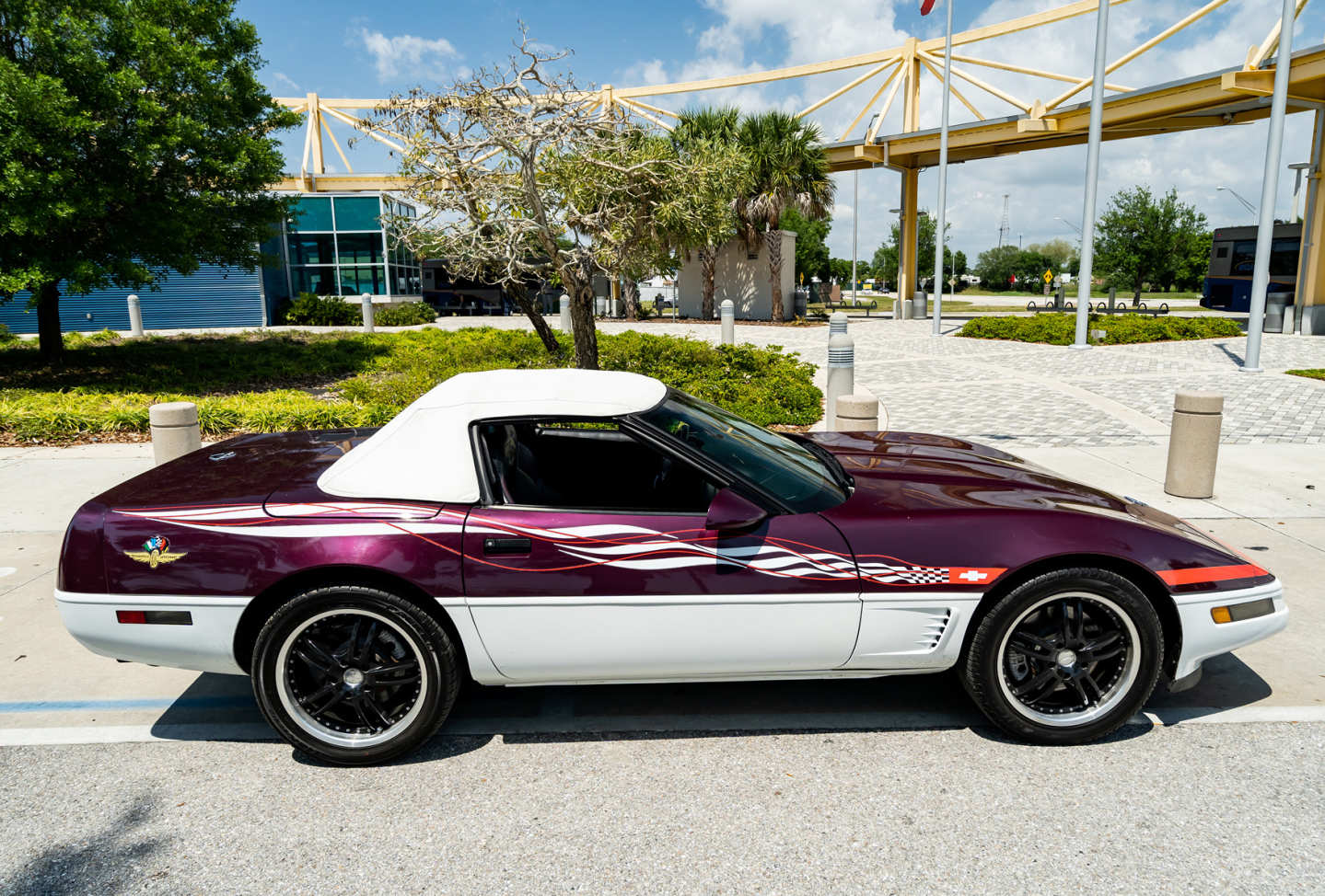 4th Image of a 1995 CHEVROLET CORVETTE PACE CAR