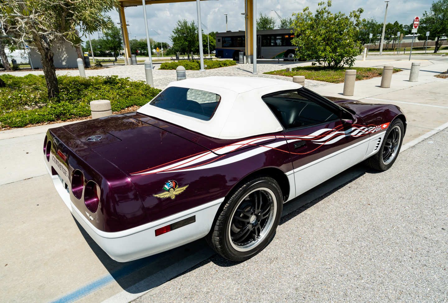 5th Image of a 1995 CHEVROLET CORVETTE PACE CAR