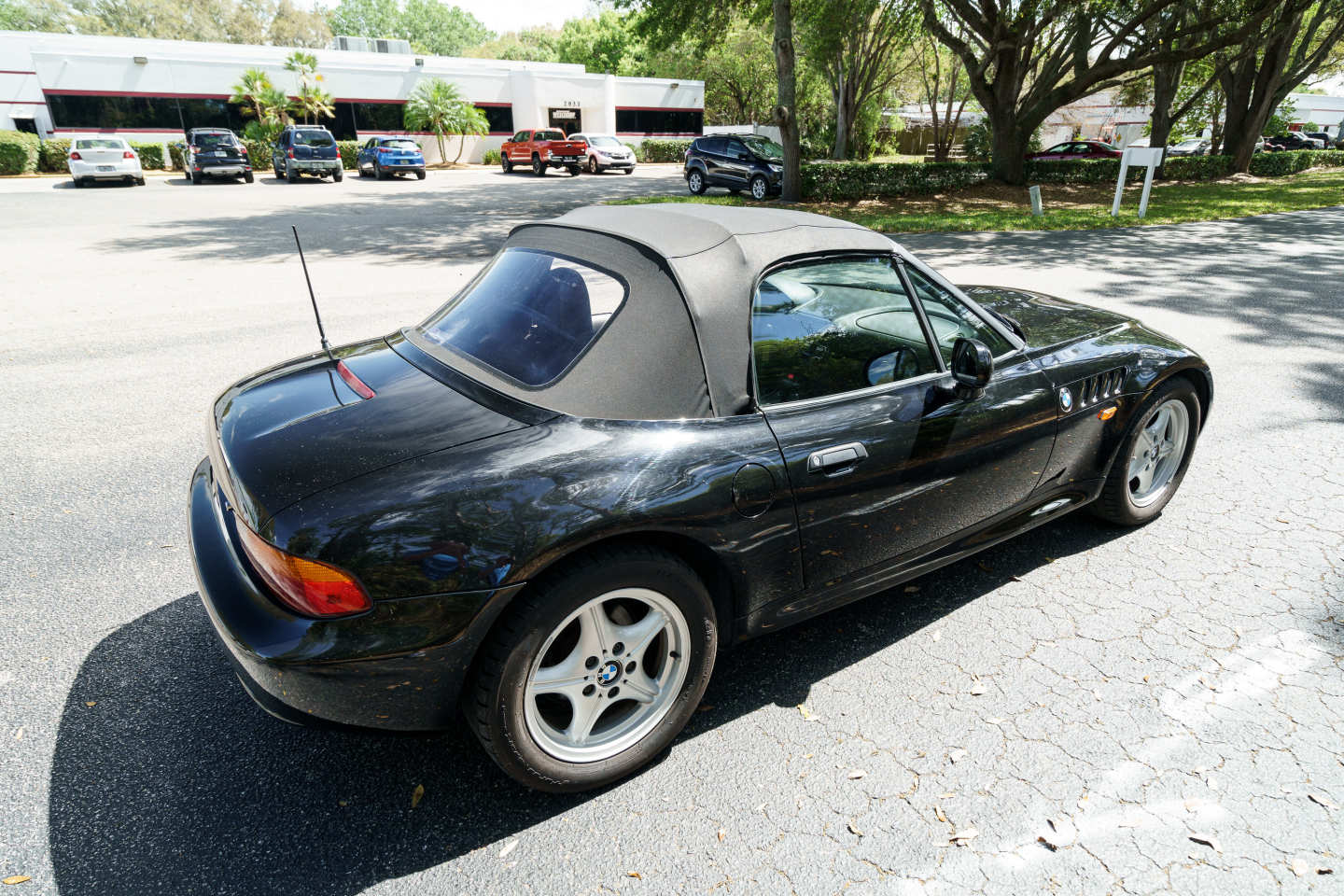 9th Image of a 1996 BMW Z3