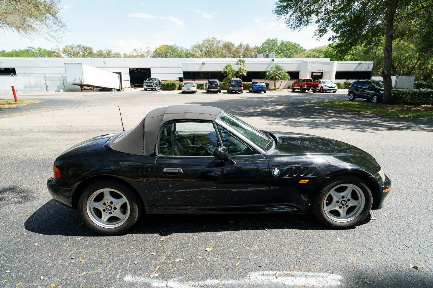 10th Image of a 1996 BMW Z3