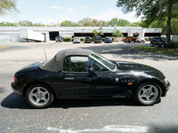 Image 11 of 38 of a 1996 BMW Z3
