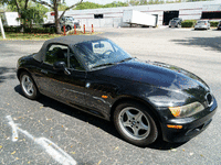 Image 12 of 38 of a 1996 BMW Z3