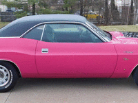 Image 3 of 8 of a 1970 DODGE CHALLENGER