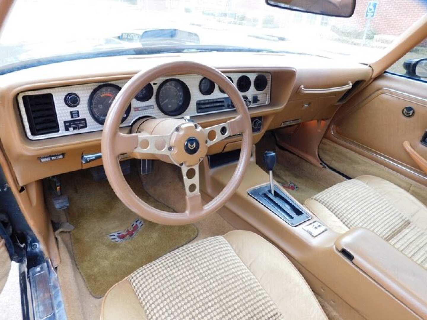 3rd Image of a 1979 PONTIAC TRANS AM SE Y84