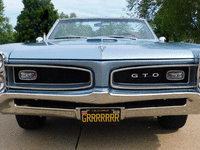 Image 3 of 9 of a 1966 PONTIAC GTO