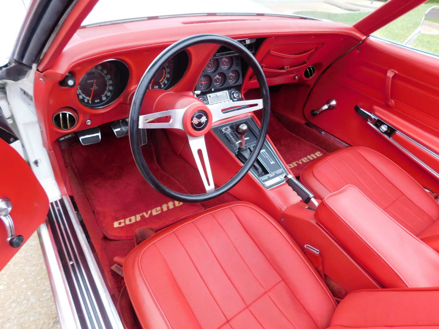 7th Image of a 1971 CHEVROLET CORVETTE