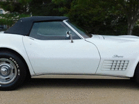 Image 6 of 10 of a 1971 CHEVROLET CORVETTE