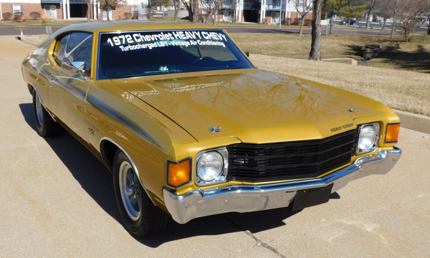 1st Image of a 1972 CHEVROLET CHEVELLE