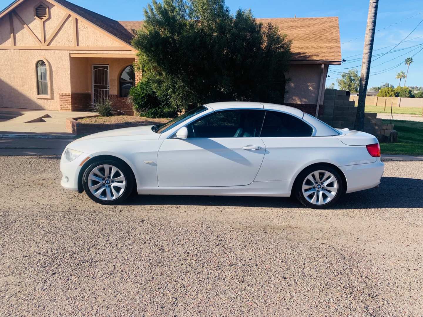 2nd Image of a 2011 BMW 3 SERIES 328I