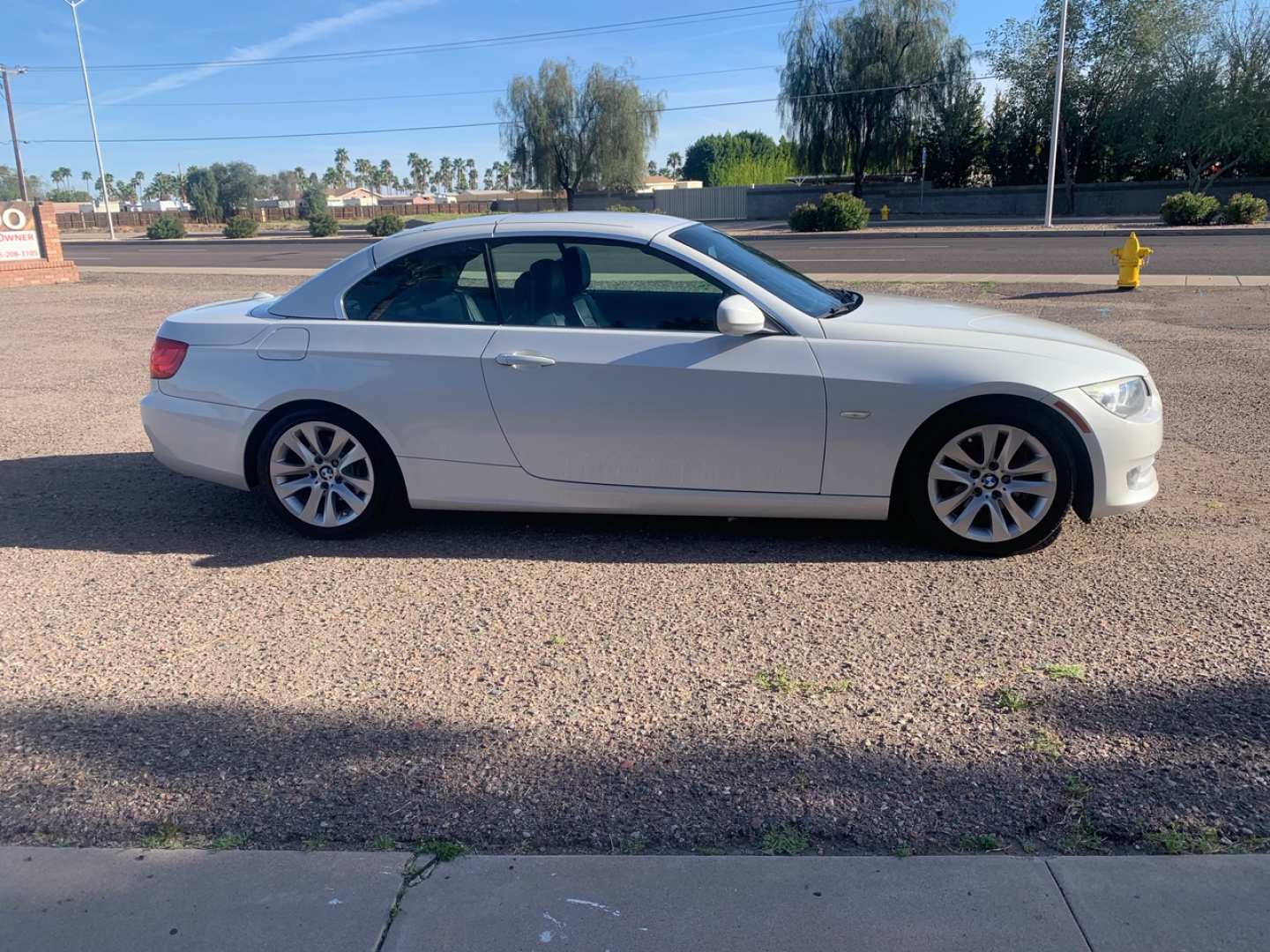 4th Image of a 2011 BMW 3 SERIES 328I