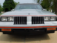 Image 5 of 10 of a 1984 OLDSMOBILE HURST EDITION