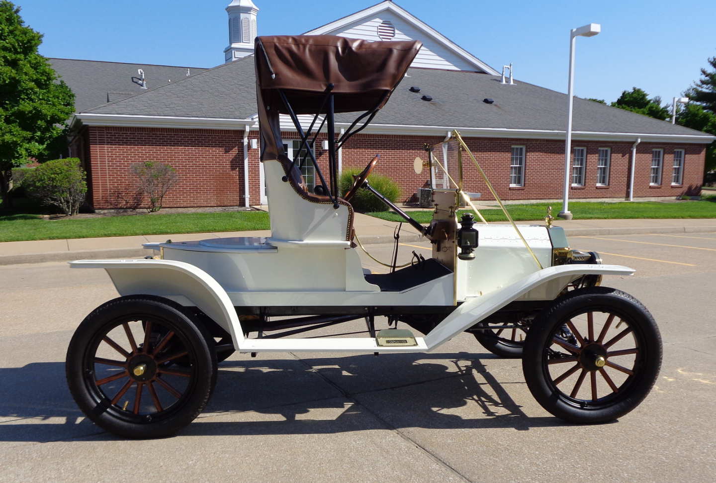 2nd Image of a 1910 FORD MODEL T