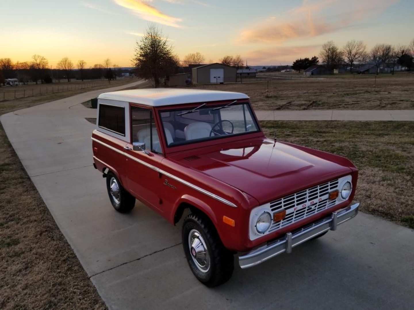 1st Image of a 1974 FORD BRONCO