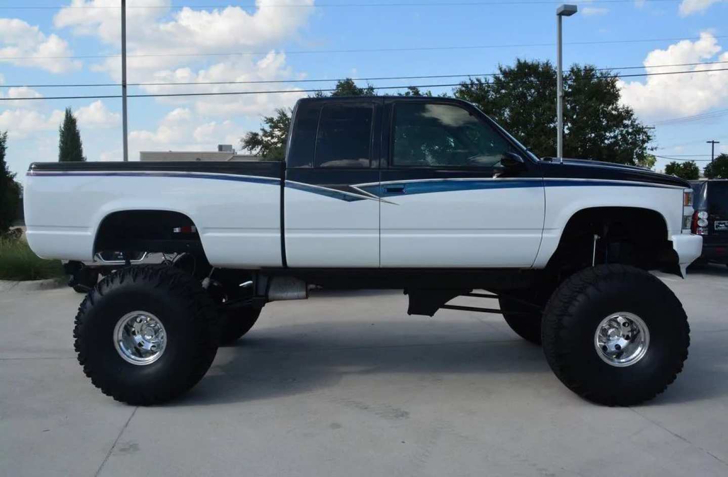 2nd Image of a 1994 CHEVROLET K1500