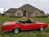 Image 2 of 11 of a 1967 OLDSMOBILE CUTLASS