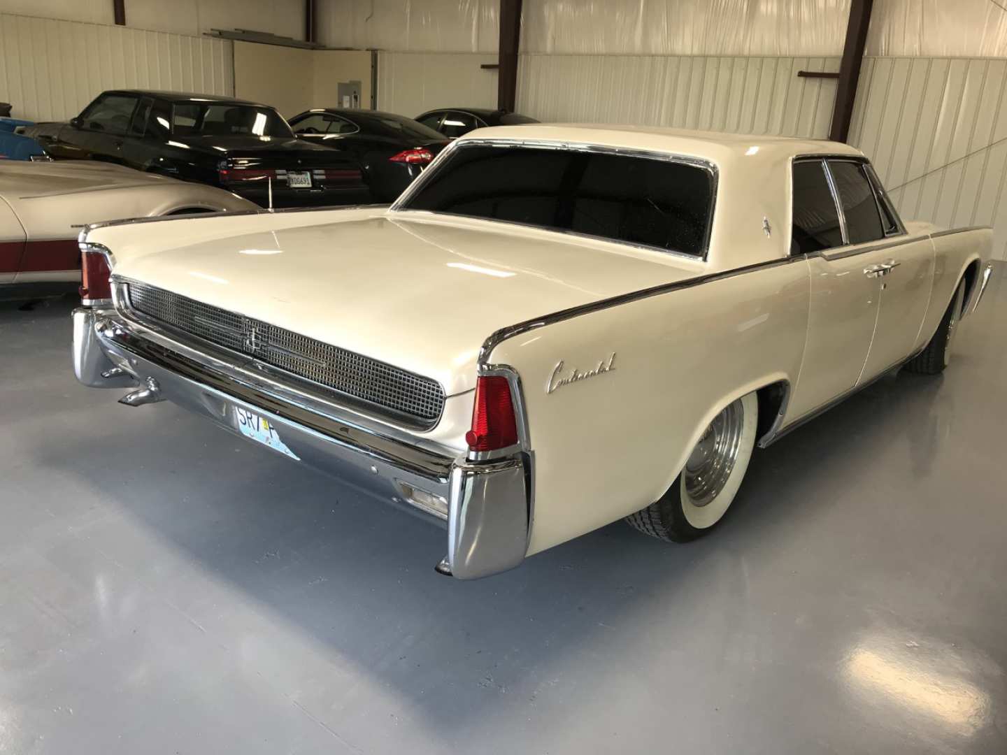 3rd Image of a 1961 FORD LINCOLN