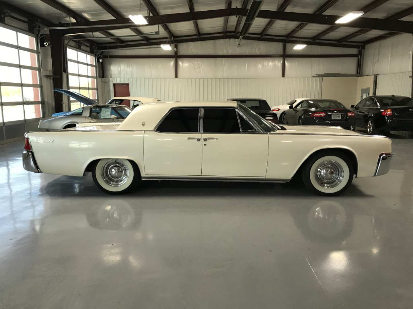 4th Image of a 1961 FORD LINCOLN