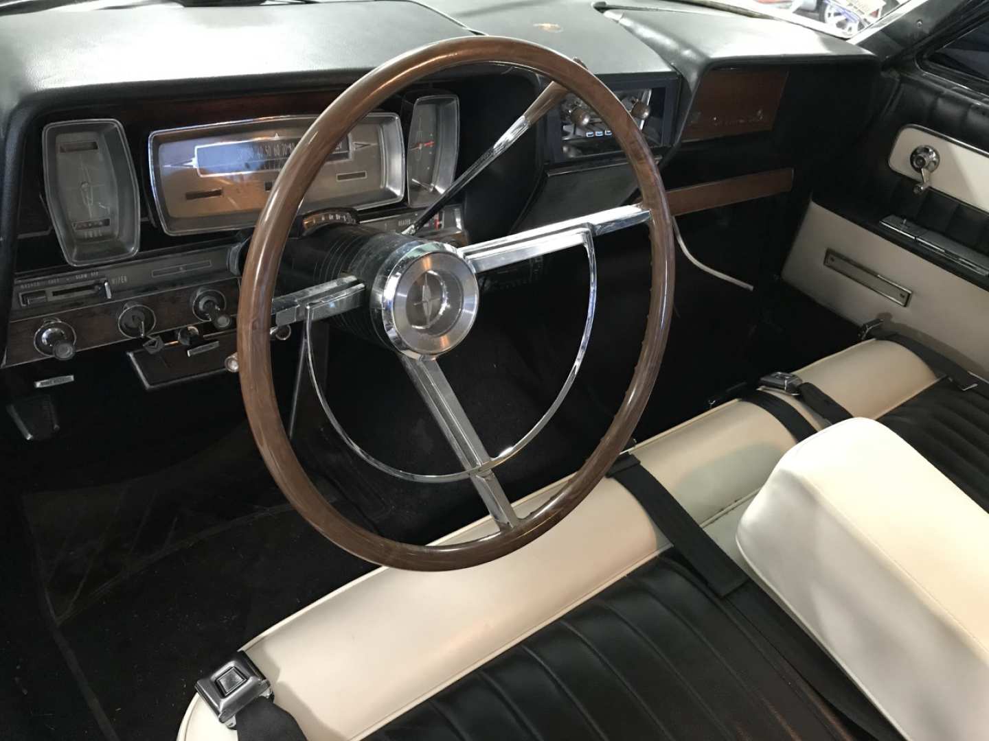 5th Image of a 1961 FORD LINCOLN