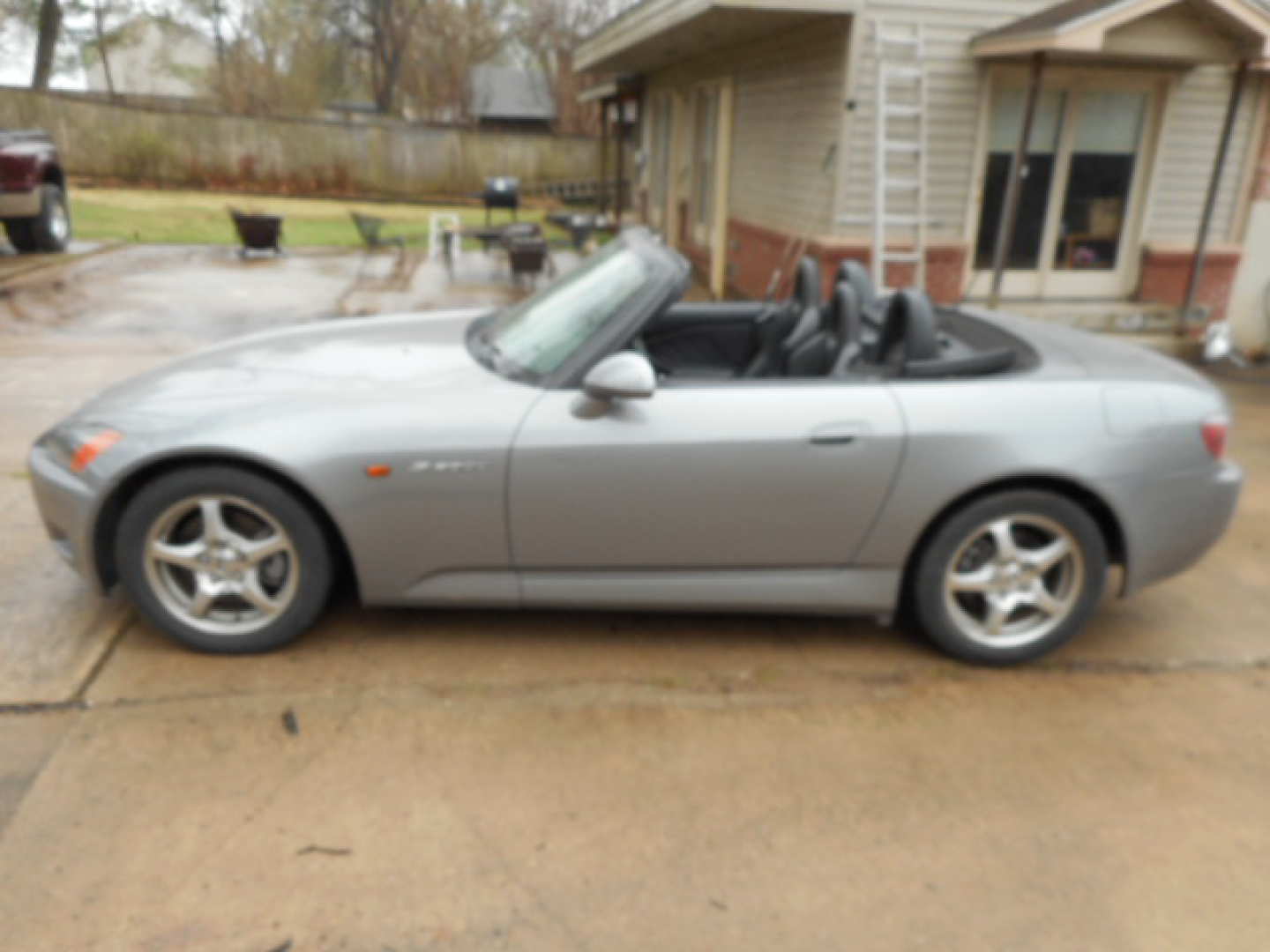 3rd Image of a 2001 HONDA S2000