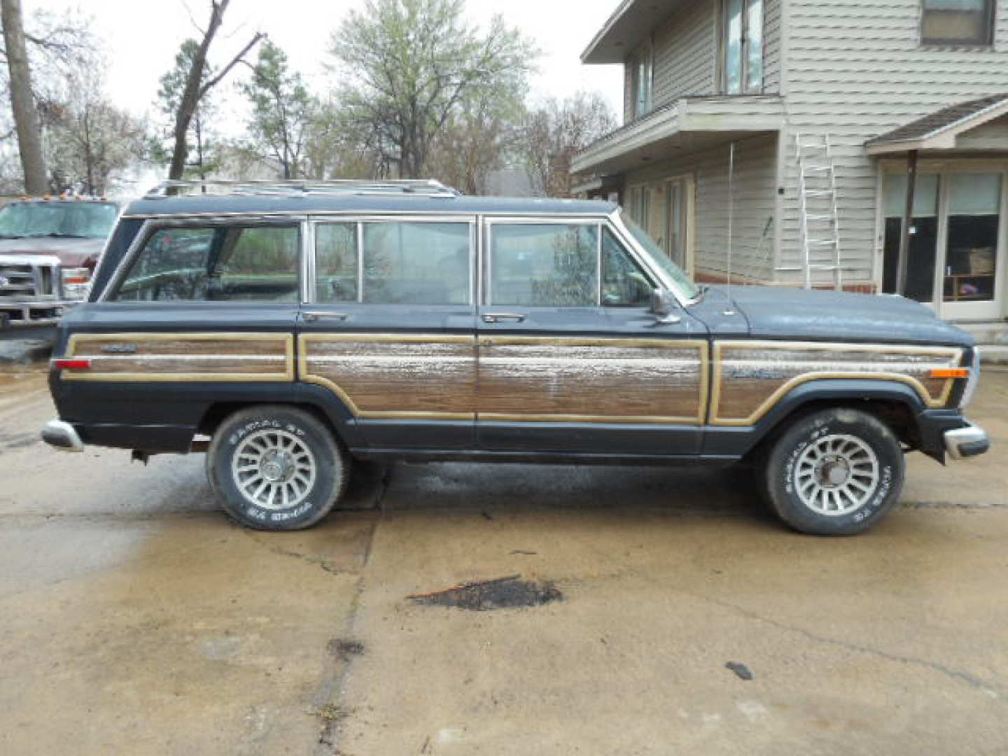 7th Image of a 1990 JEEP GRAND WAGONEER