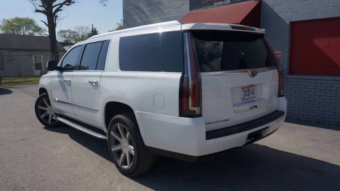 1st Image of a 2016 CADILLAC ESCALADE ESV LUXURY