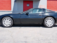 Image 3 of 15 of a 1993 CHEVROLET CORVETTE