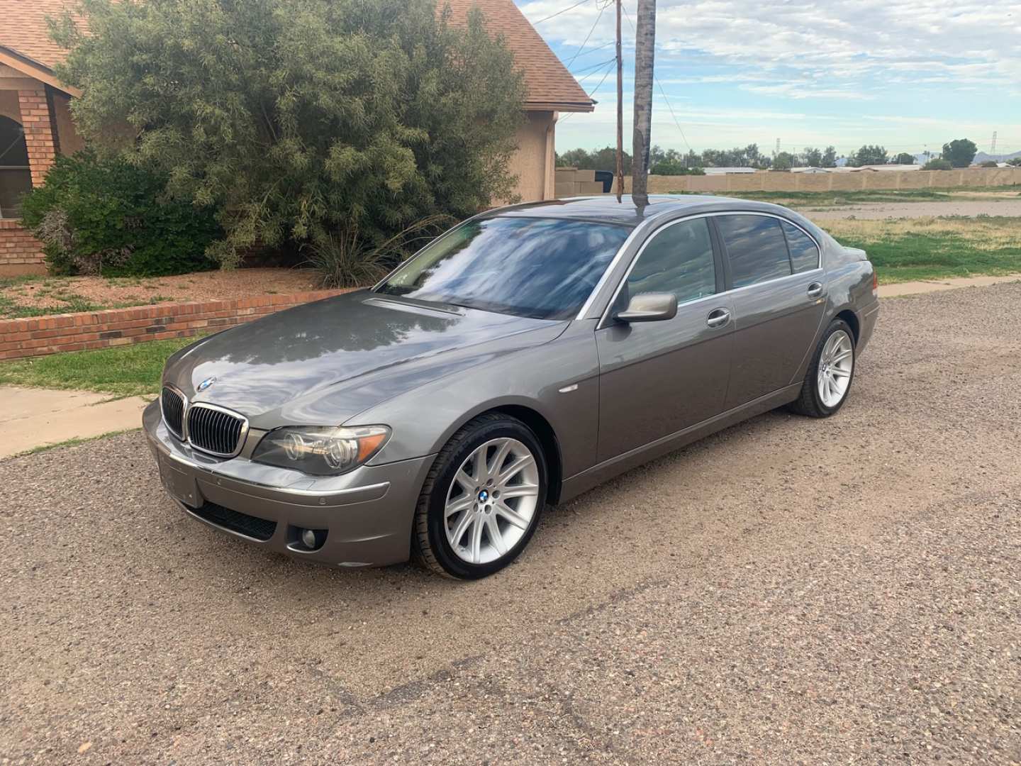 0th Image of a 2006 BMW 7 SERIES 750LI